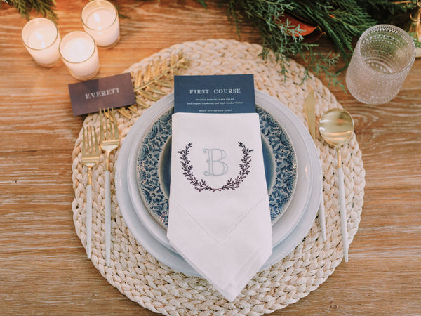 Holly Wreath Embroidered Dinner Napkins - Oatmeal Lace